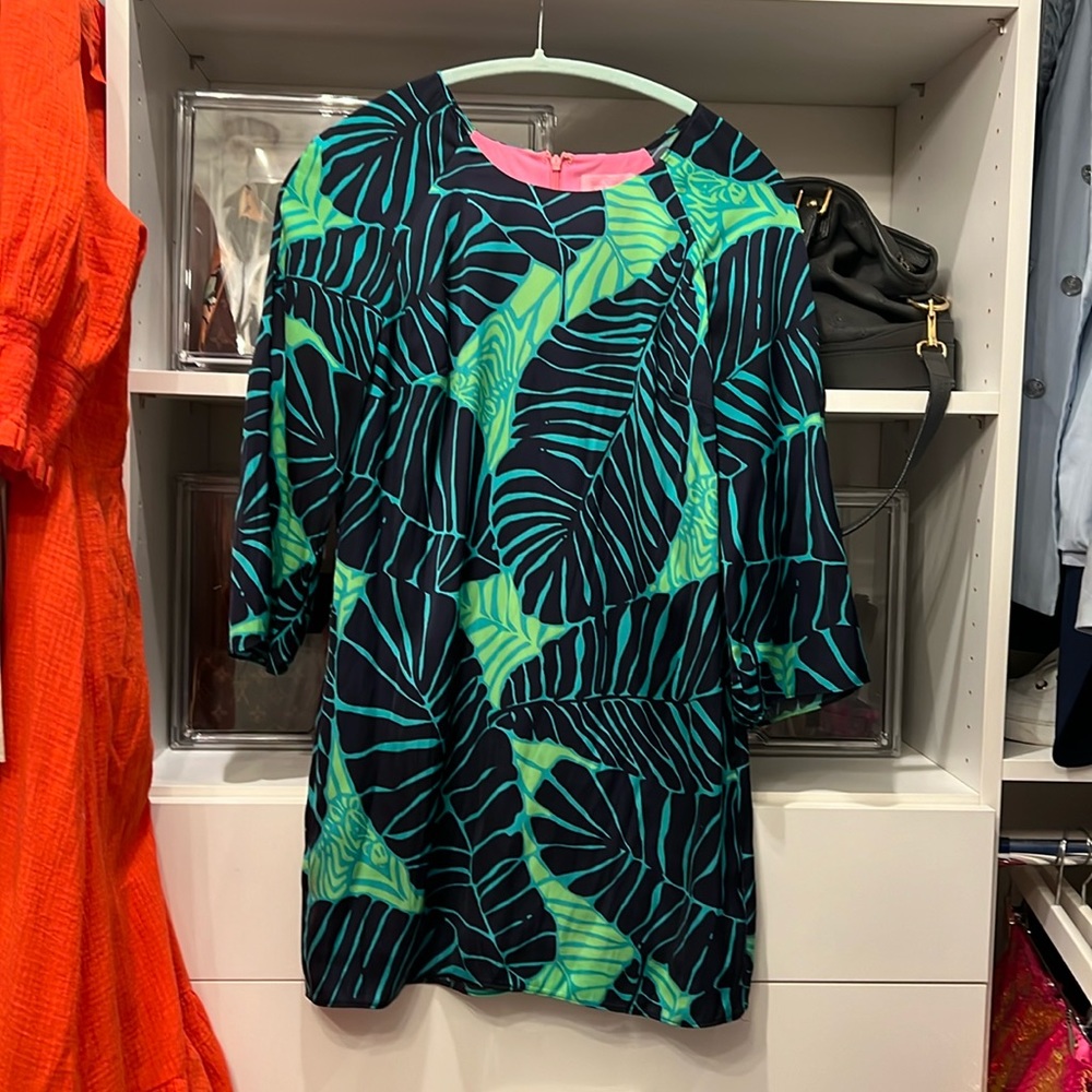 Lilly Pulitzer dress size 6!